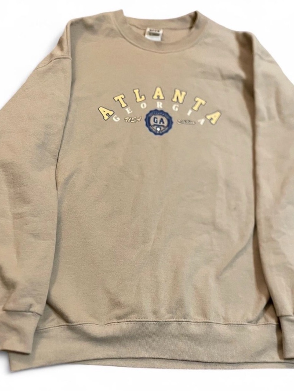 Men’s Vintage Fruit Of The Loom Atlanta, Georgia USA Tan Sweatshirt Size XL